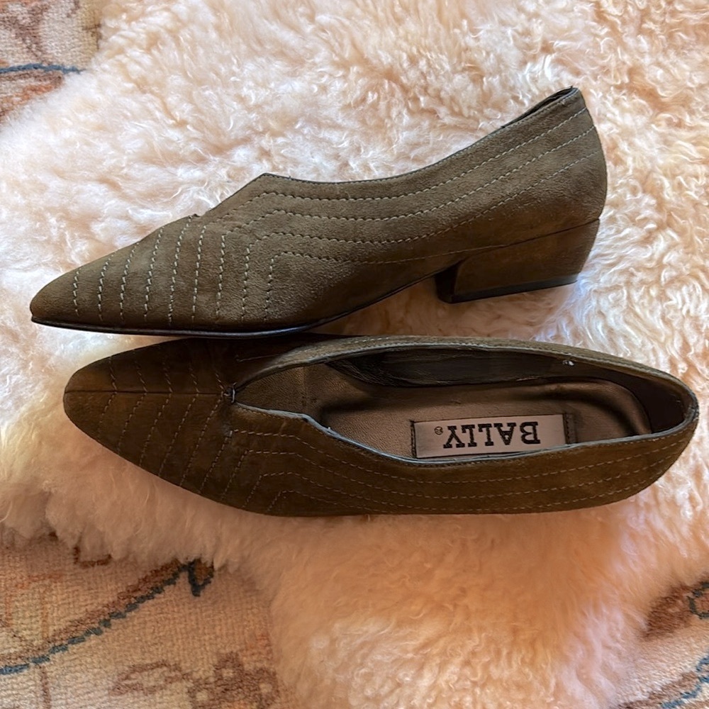 Bally suede flats. Size 7.5. Leather sole.